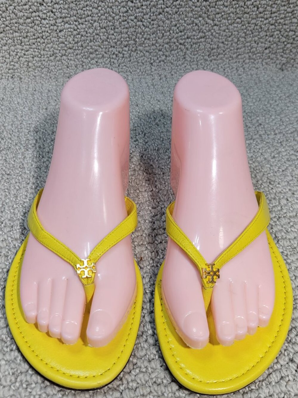 Tory Burch Classic Women's Size 8M Colza Yellow Leather Flip Flop Sandals